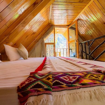 Sainj Riverside Cottages ภายนอก รูปภาพ