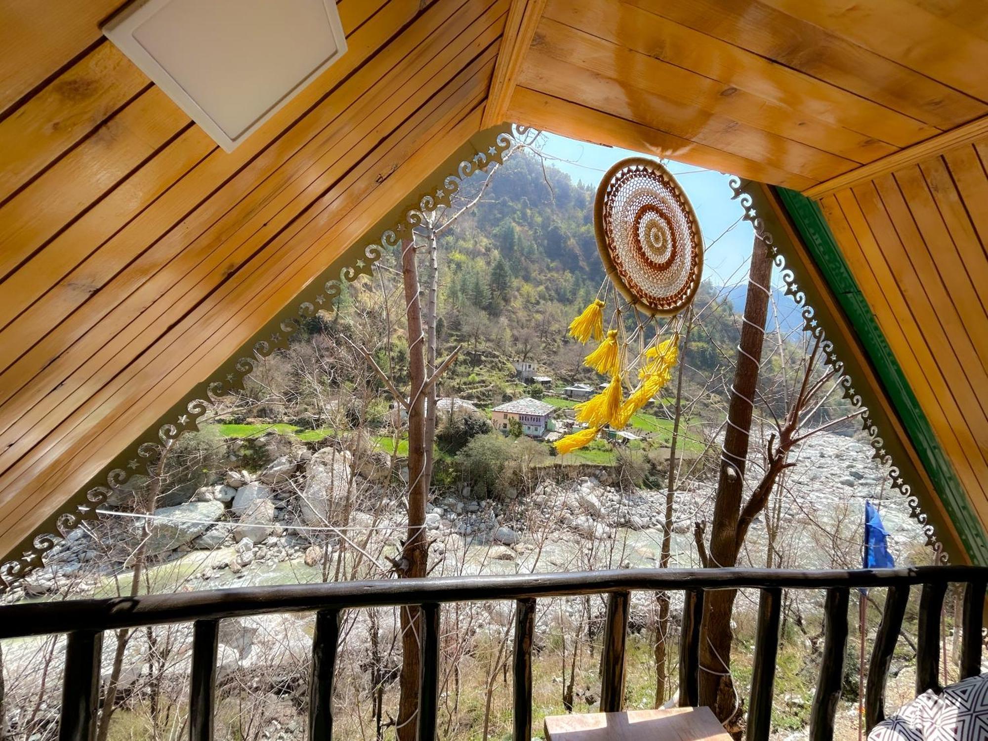 Sainj Riverside Cottages ภายนอก รูปภาพ